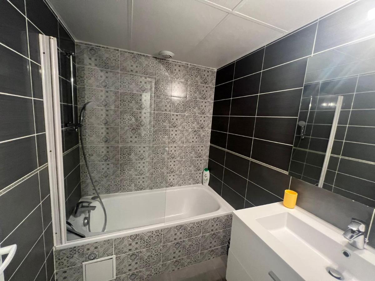 Appartement 3 Chambres Evry Plein Centre Ville Esterno foto