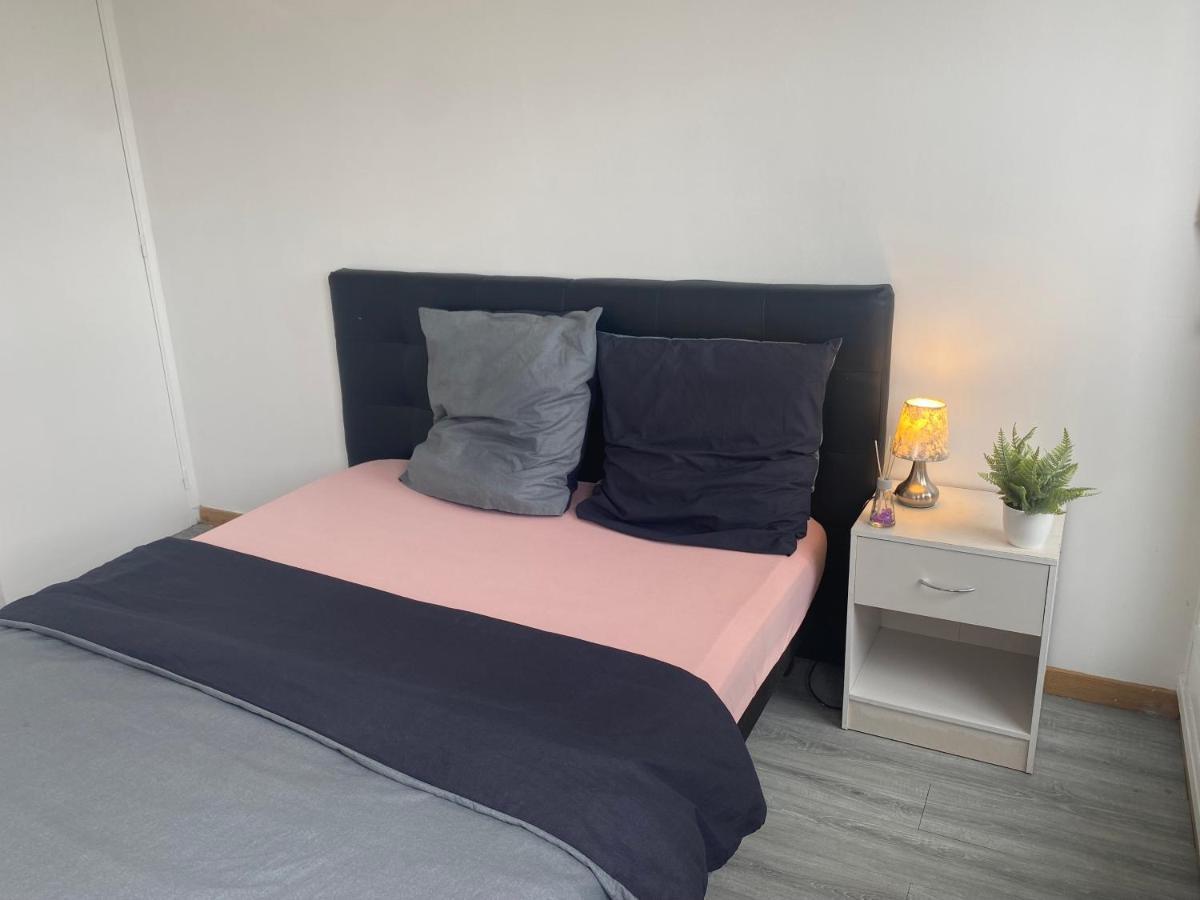 Appartement 3 Chambres Evry Plein Centre Ville Esterno foto