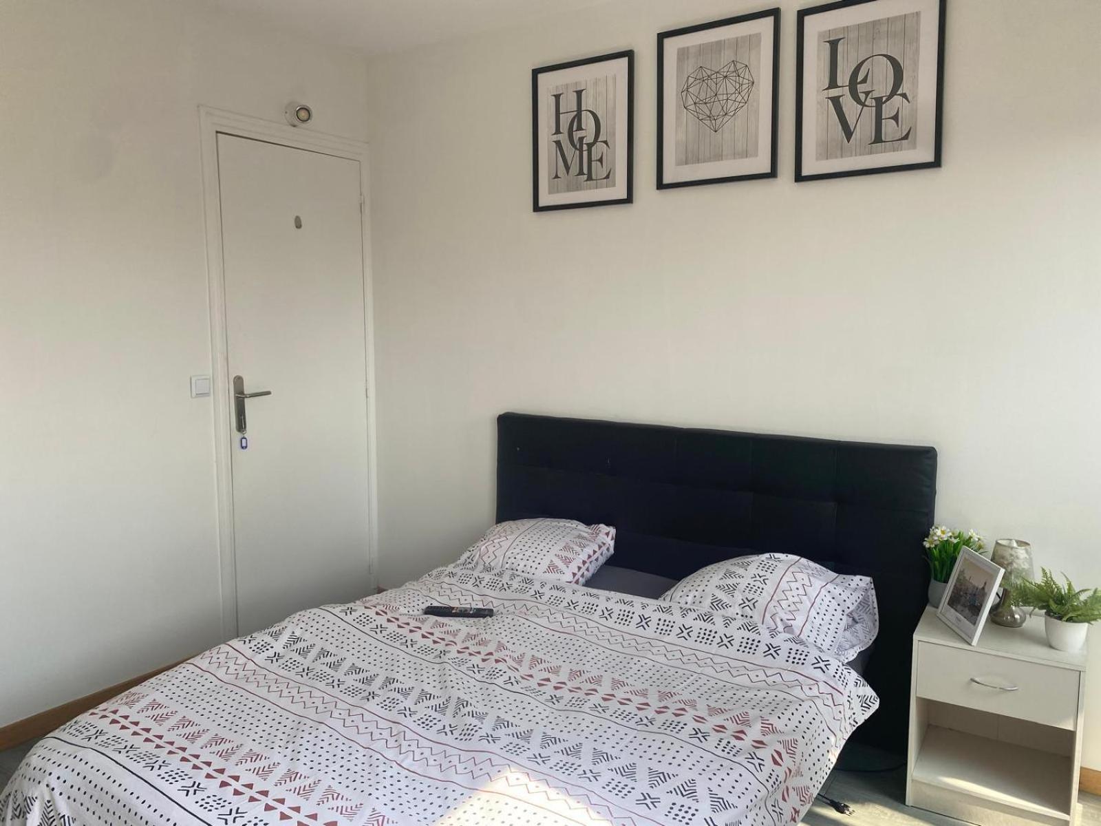 Appartement 3 Chambres Evry Plein Centre Ville Esterno foto